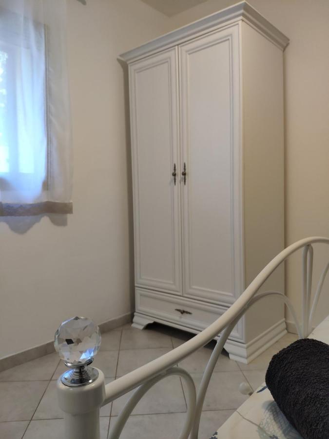 Apartment Zdenka Велі-Лошинь Екстер'єр фото