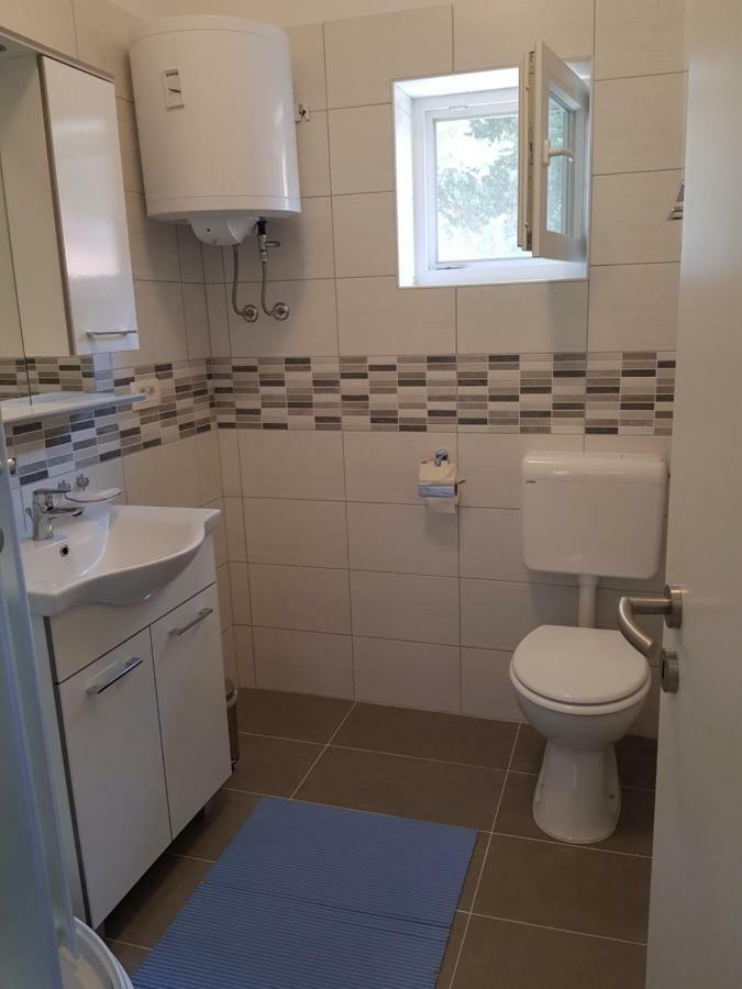 Apartment Zdenka Велі-Лошинь Екстер'єр фото